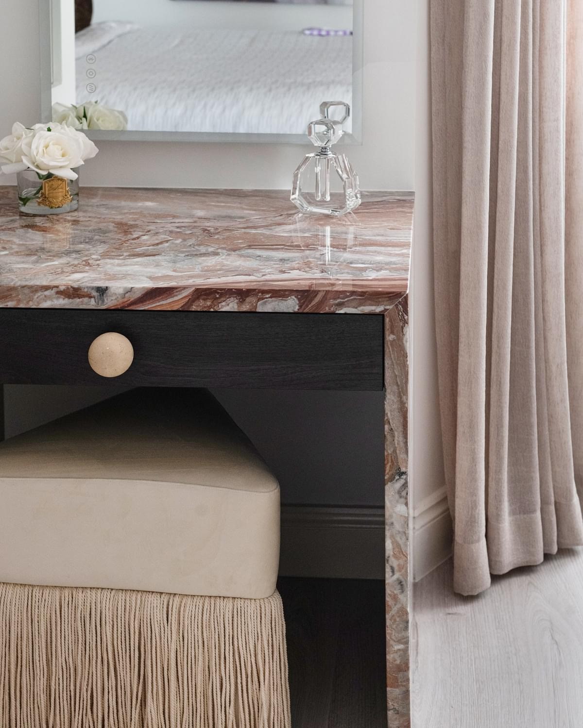 Rosso Orobico Dresser.2