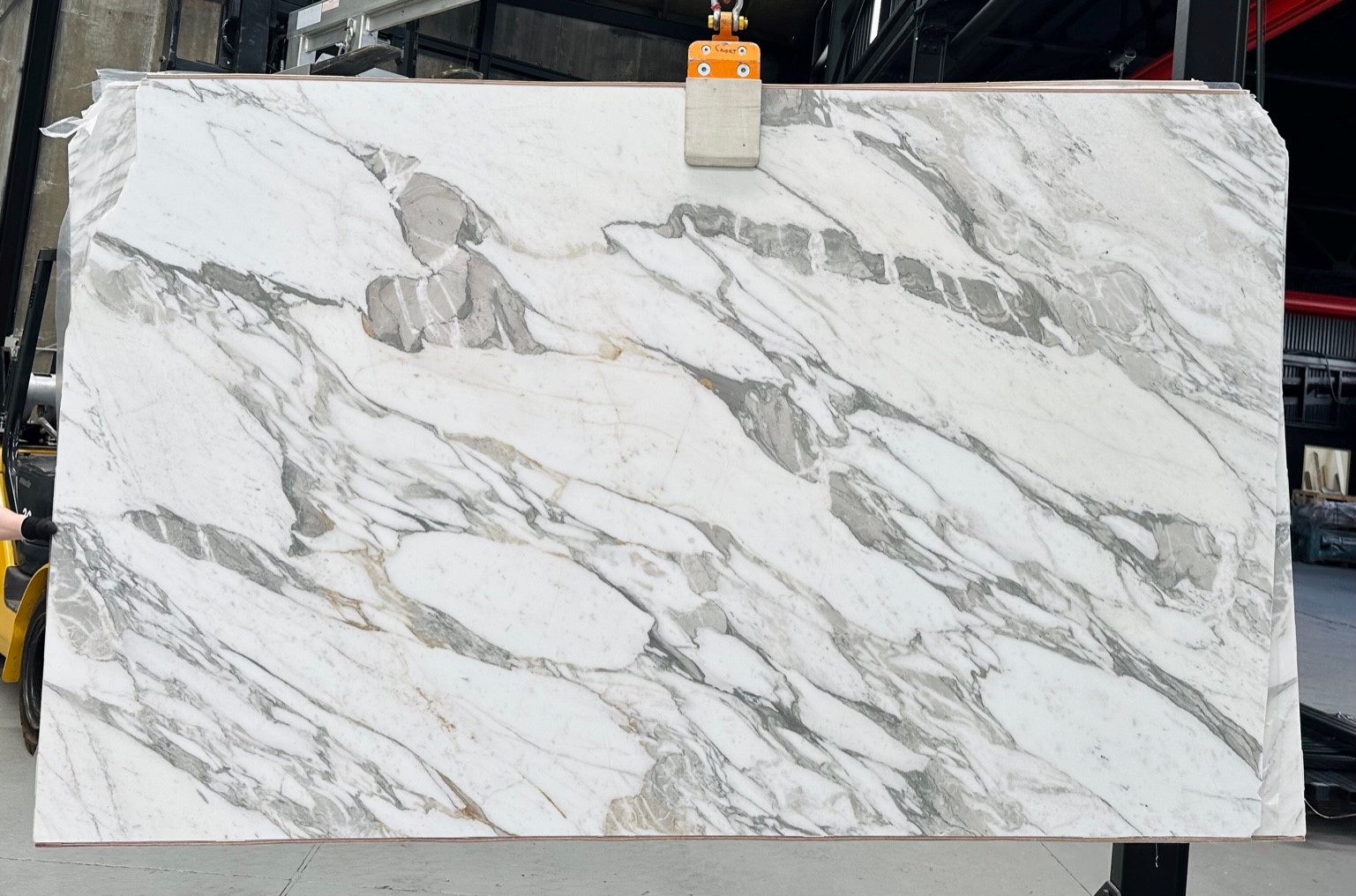 Calacatta Vagli A2880 honed slab# 50