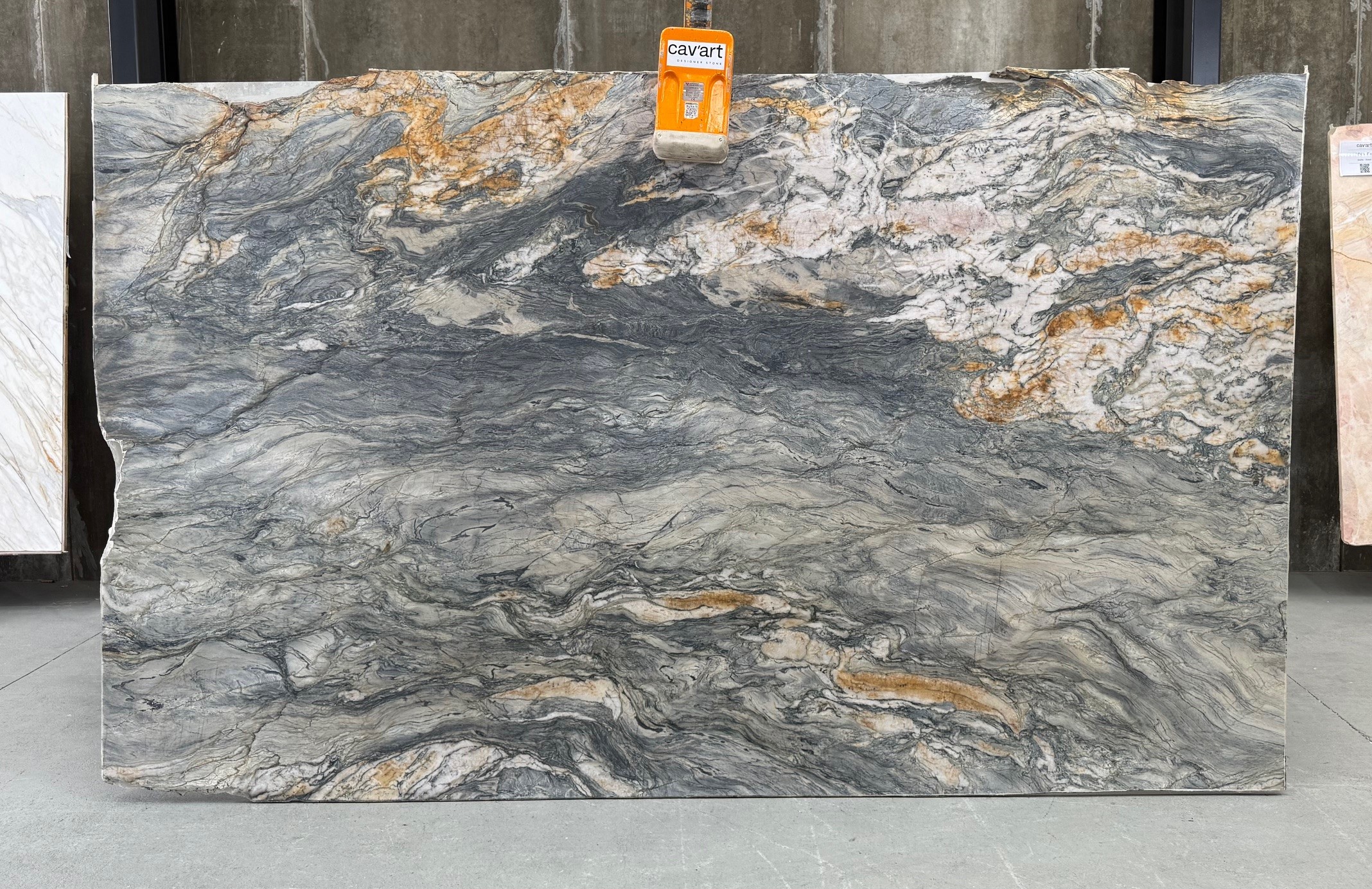 Fusion 20mm honed slab 23