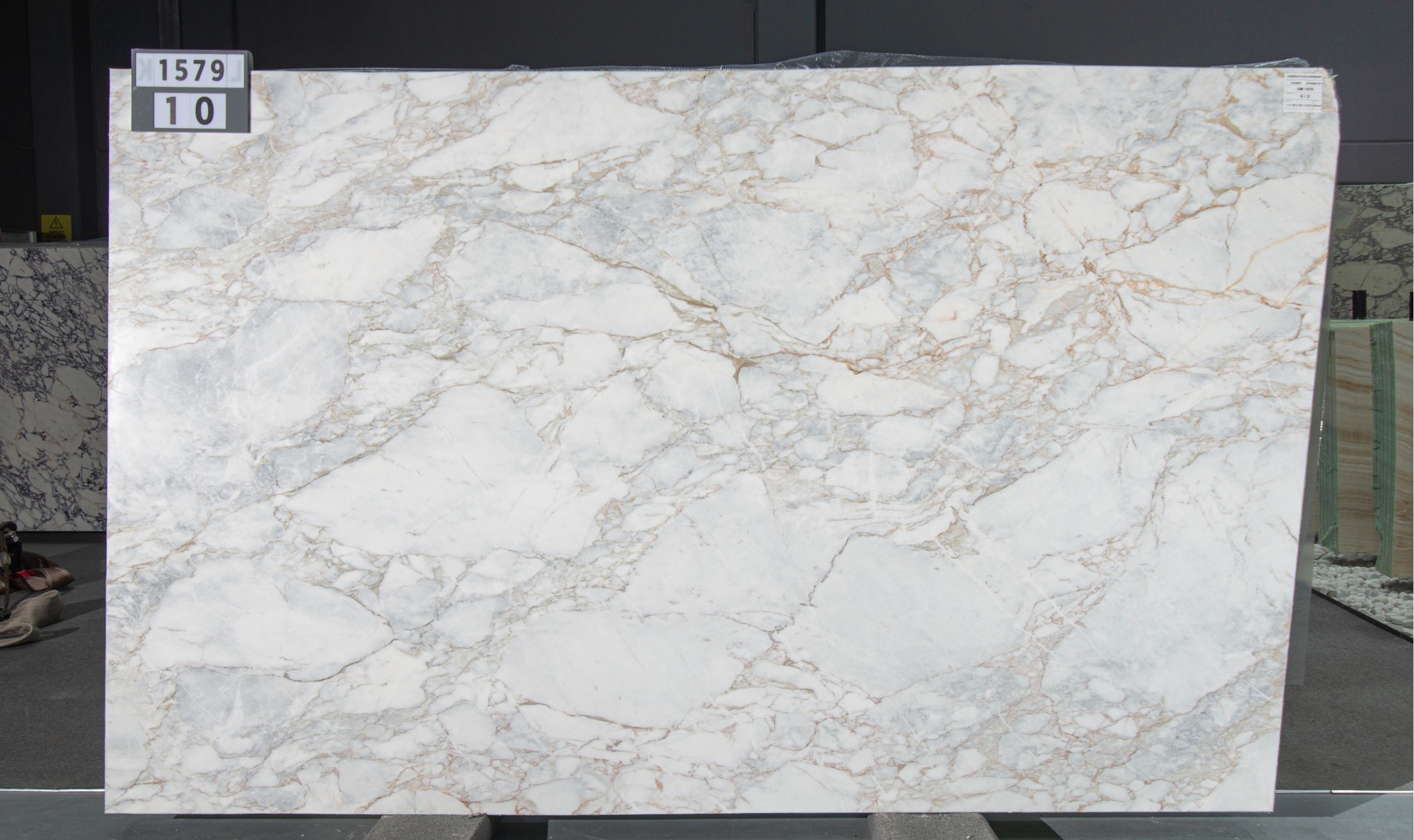 Arabescato Gold 20mm honed SM1579.2